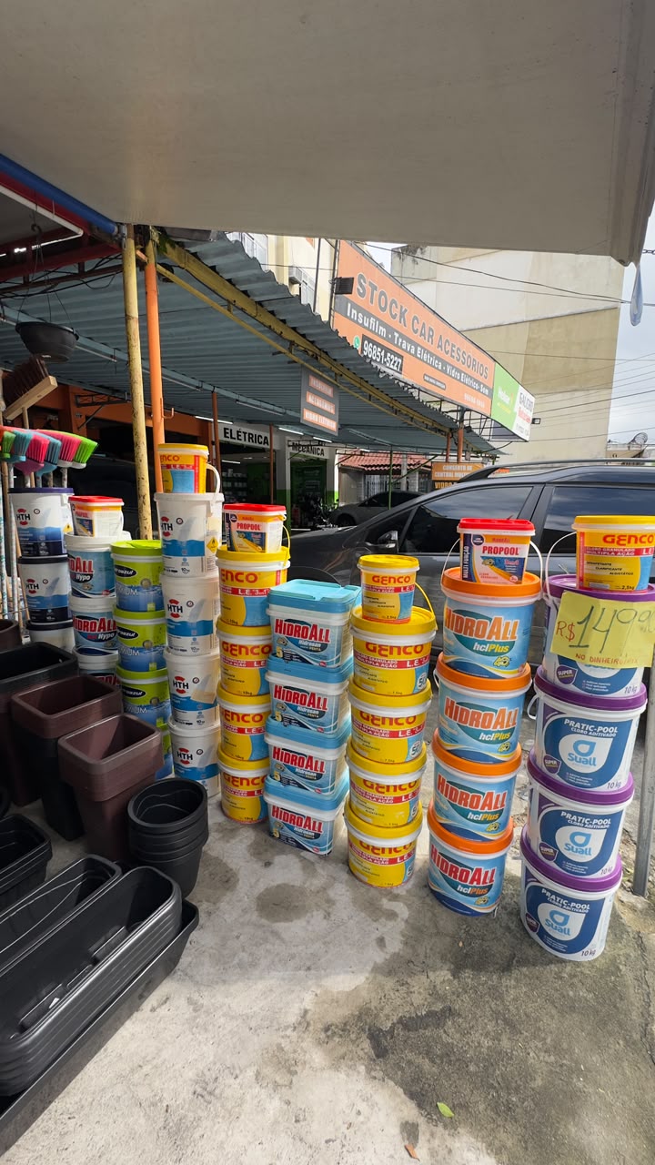 Corredor de Produtos de Limpeza Concentrados